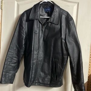 Men’s black, large genuine, black leather vintage jacket